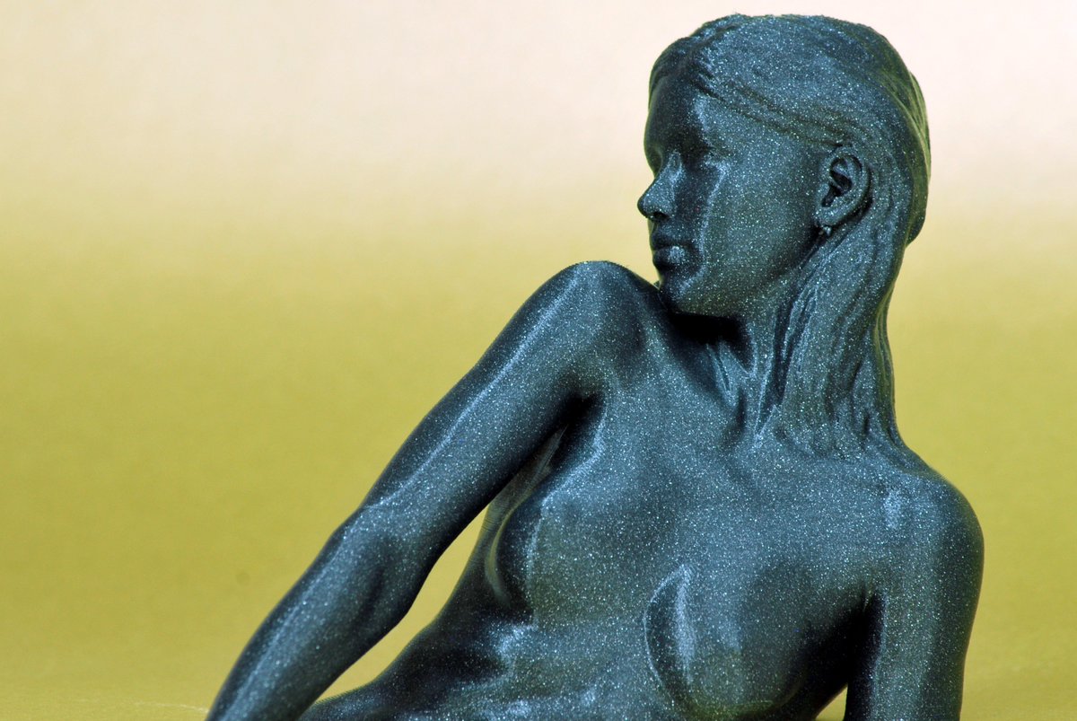 entiresia's tweet photo. #3Dprinted sculpture, inspired by #HarrietWhitneyFrishmuth, designed in @daz3d studio, using #VertigoGrey filament by @Fillamentum https://t.co/dOjsrSrS45