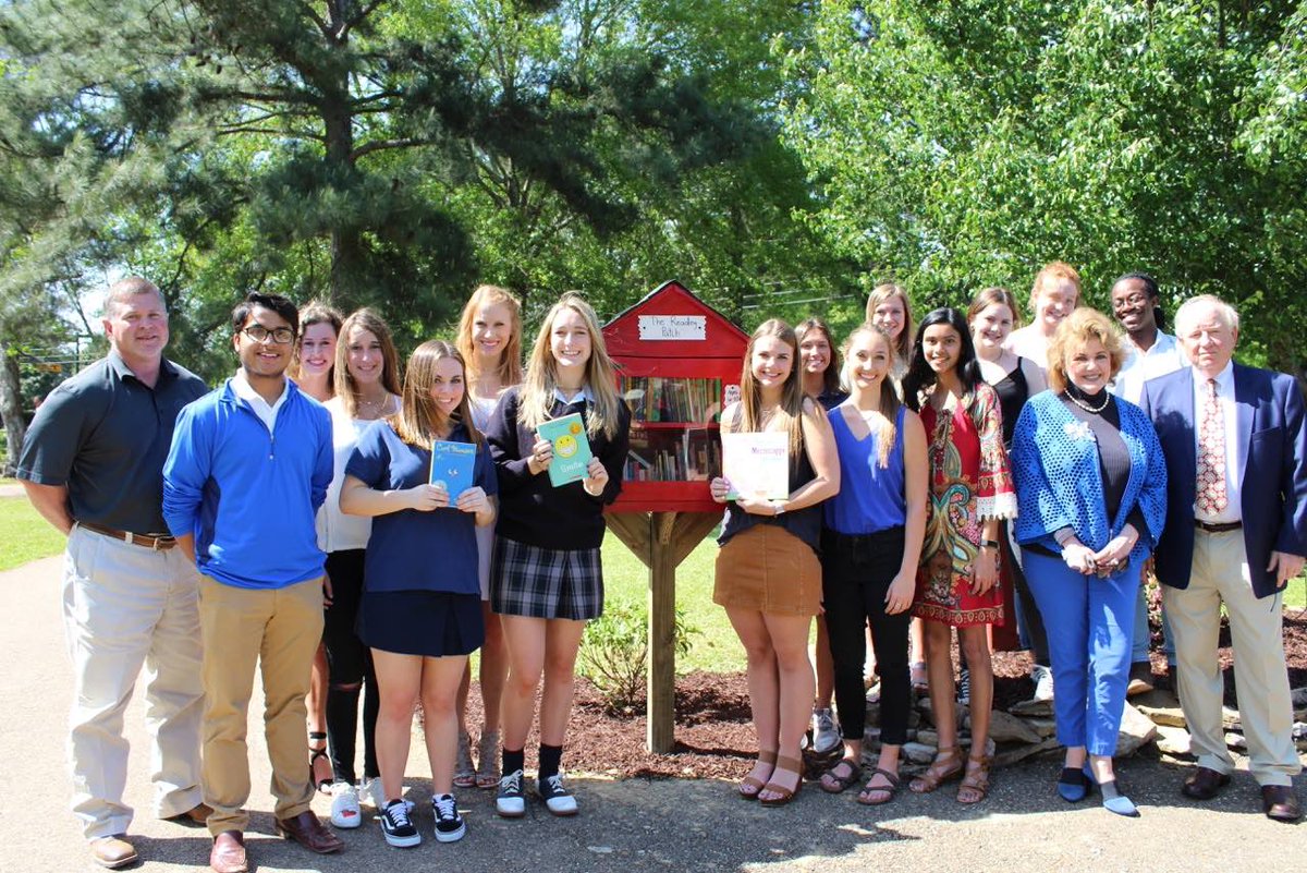 There’s a new tiny library in Madison! The Reading Patch at Strawberry Patch Park was funded by Waste Management and built by members of the Mayor's Youth Council. You can learn about the community project here: bit.ly/tinylibrary