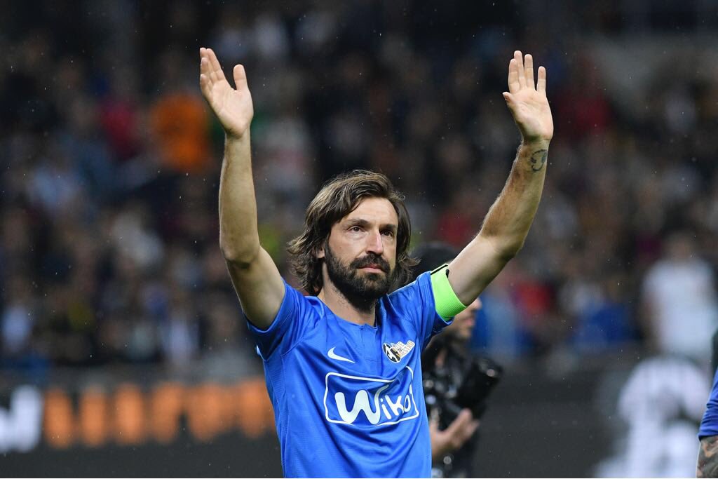 gianluigibuffon's tweet photo. Campioni. Di più. Amici. #LaNotteDelMaestro https://t.co/MpO5jecMsg