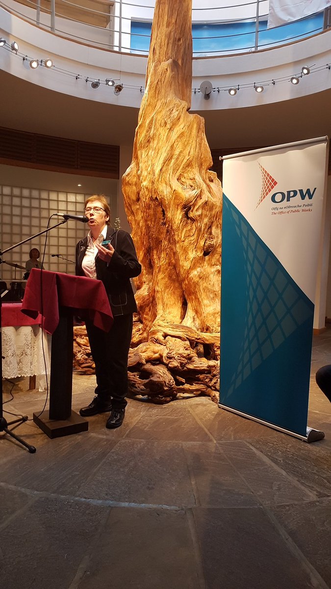 Gretta Byrne of <a href="/opwireland/">Office of Public Works</a> rightly praised as 'Custodian of the <a href="/Ceide_Fields/">Ceide Fields</a> Archaeology' at today's presentation of the Carlo Scarpa award by @Fond_Benetton