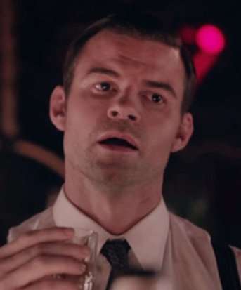 RT if you love Daniel Gillies as Elijah Mikaelson✨