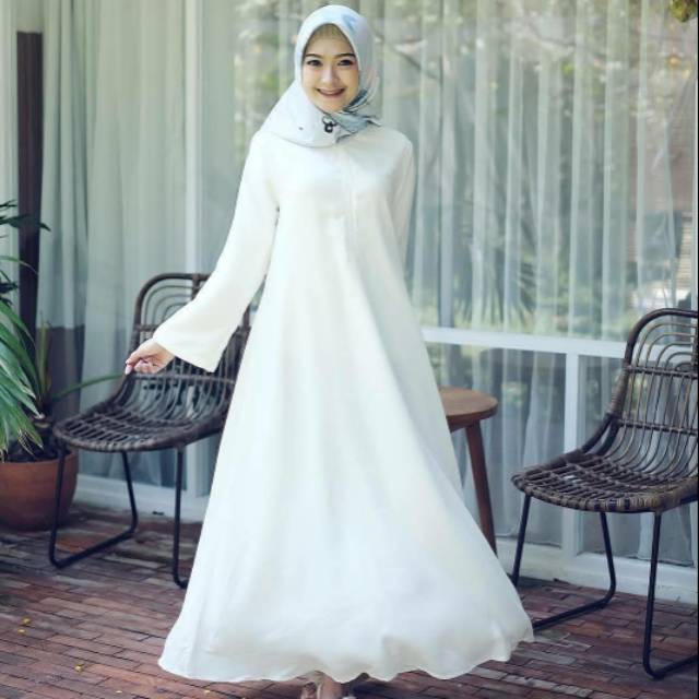 Saya menjual White dress seharga Rp75.000. Dapatkan produk ini hanya di Shopee! shopee.co.id/ellenwaruwu/11… #ShopeeID