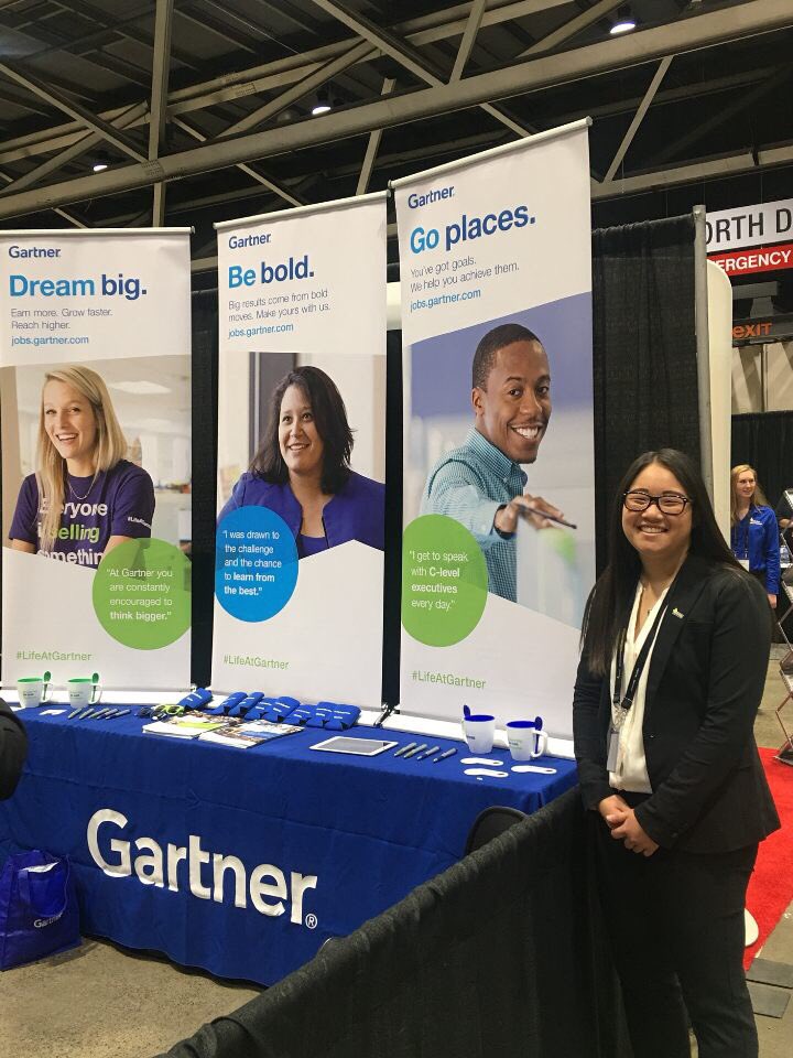 Shoutout to our president, @sydcalabro for landing an interview with Gartner and receiving the service leadership award for 100+ hours spent on Enactus projects! Proud of you and all your hard work!!!!