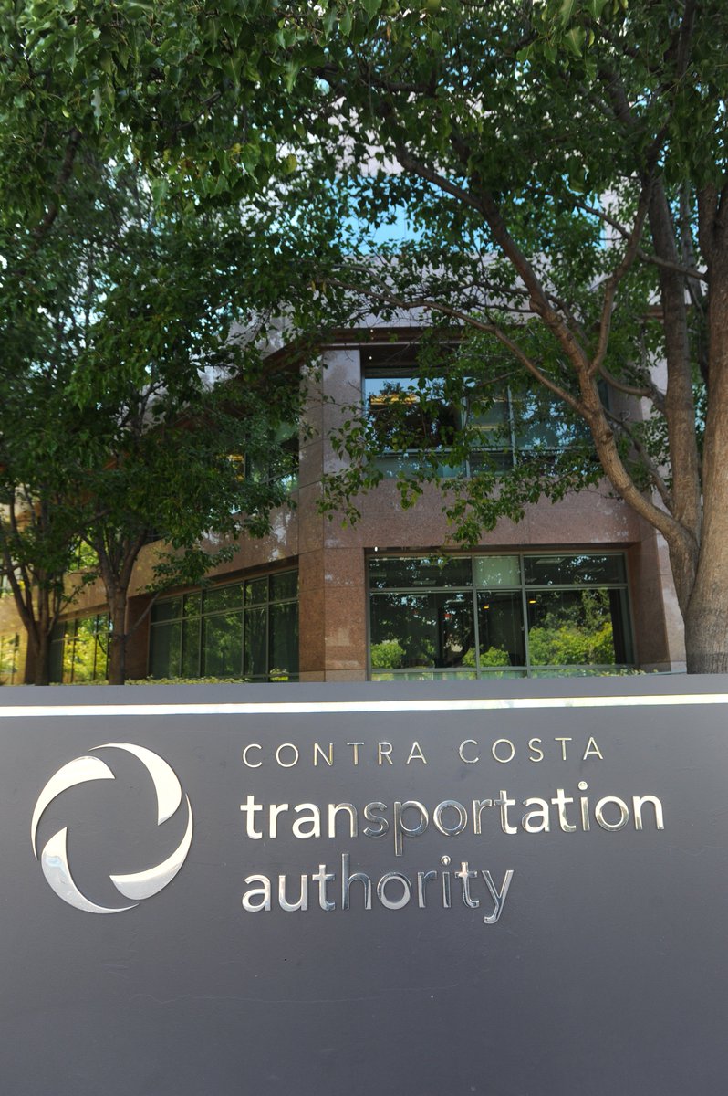 linsey_willis's tweet photo. Do you want to be part of an amazing team of people who are transforming transportation?  @CCTA is hiring!  We’re looking for a creative, organized, adaptable administrative assistant who thrives in a dynamic environment. Learn more at: https://t.co/Z9RdHr6r3N https://t.co/dVzDmPkpZF
