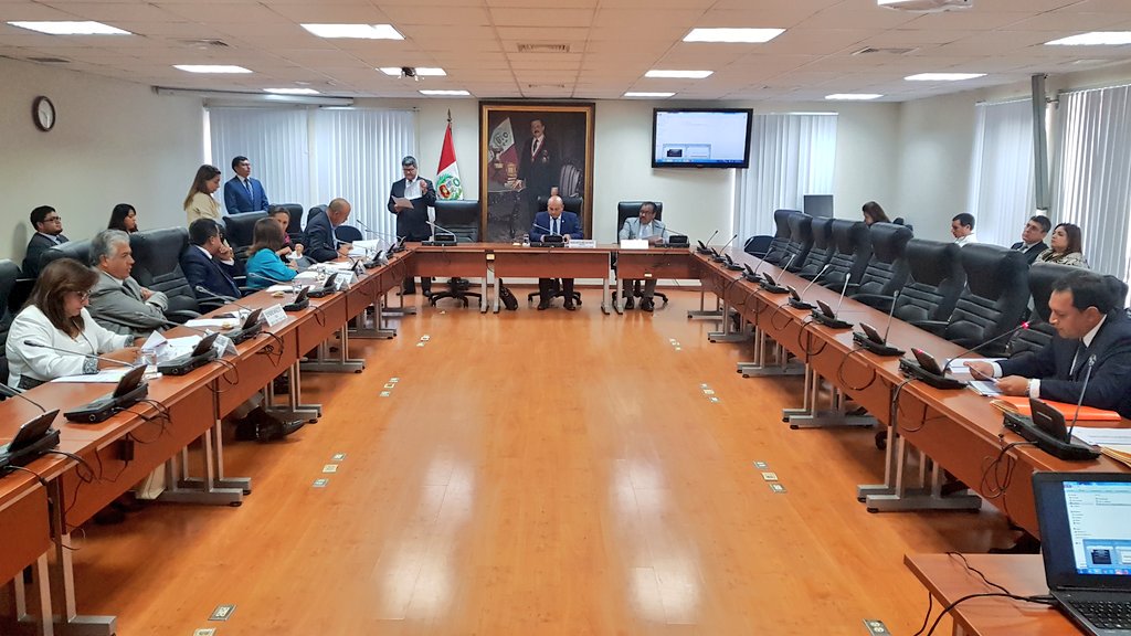 comcetur's tweet photo. #Ahora Informe de opinión solicitado por la Com. de Constitución y Reglamento, respecto de los temas de especialidad de la Comisión Comercio de Exterior y Turismo contenidos en #PL2791/2017-PE en virtud que el Ejecutivo solicita la delegación de facultades legislativas #Comcetur https://t.co/Co6QhxytNJ