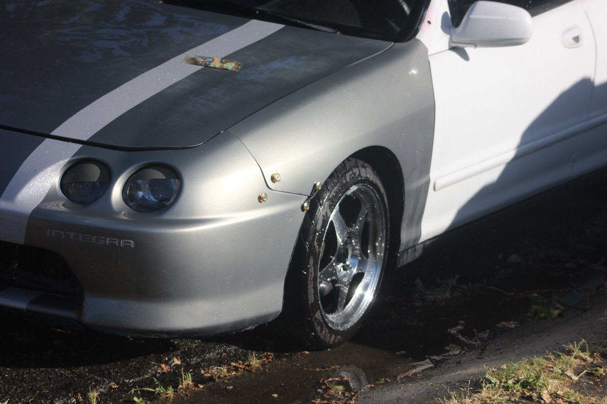 ezekielchongg's tweet photo. I never post my car on here so here it is #sideho #LowSlowNAuto #dc4 https://t.co/b8fHDus4j4