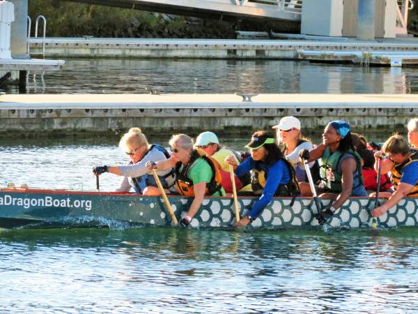 TTownDragonBoat's tweet photo. If #RainierDragonBoatFestival inspired you to paddle #dragonboat, join us forpractice! We practice on Mon &amp; Wed from 6-7 pm, Sat from 8:30 - 10 am &amp; Sun from 4:30 - 5:30 pm, leaving from Johnn's Dock. Your 1st three practices are free! https://t.co/P5tfkgBJfq #Tacoma #SouthSound https://t.co/85DE8DwleW
