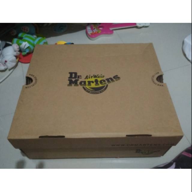 dr martens shopee