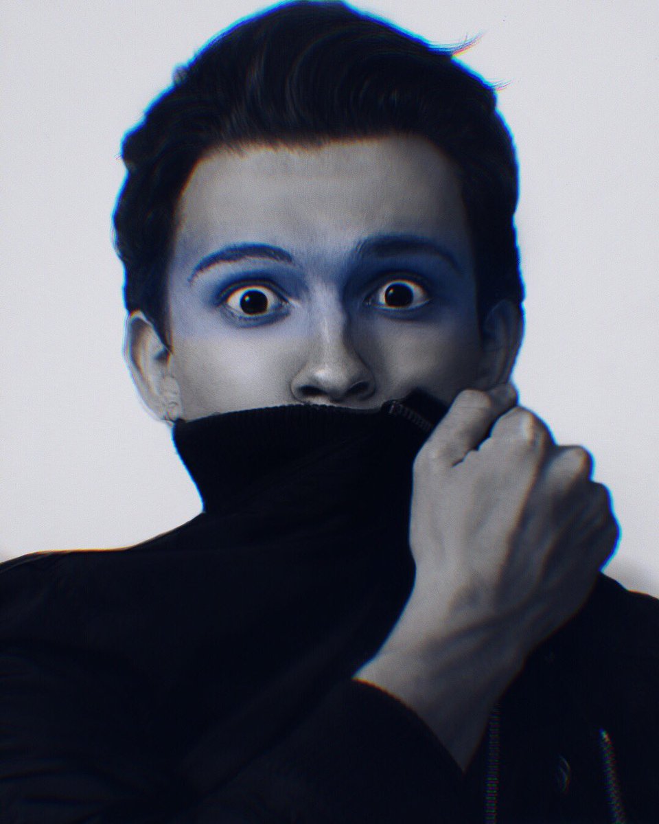 iamqueenaitaj's tweet photo. Drawing by me for @TomHolland1996 #TomHolland 💙 love you 🦋 https://t.co/DyTO2VHCG1