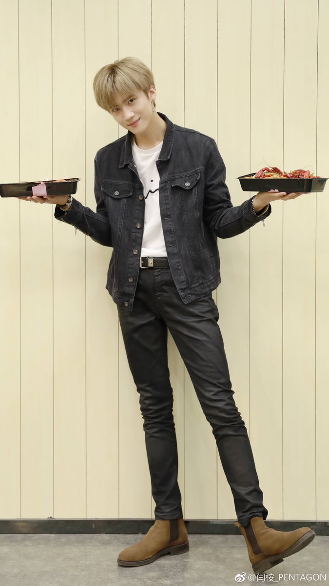 cursedpentagon's tweet photo. come get y'all casserole https://t.co/uj6yHA07vt