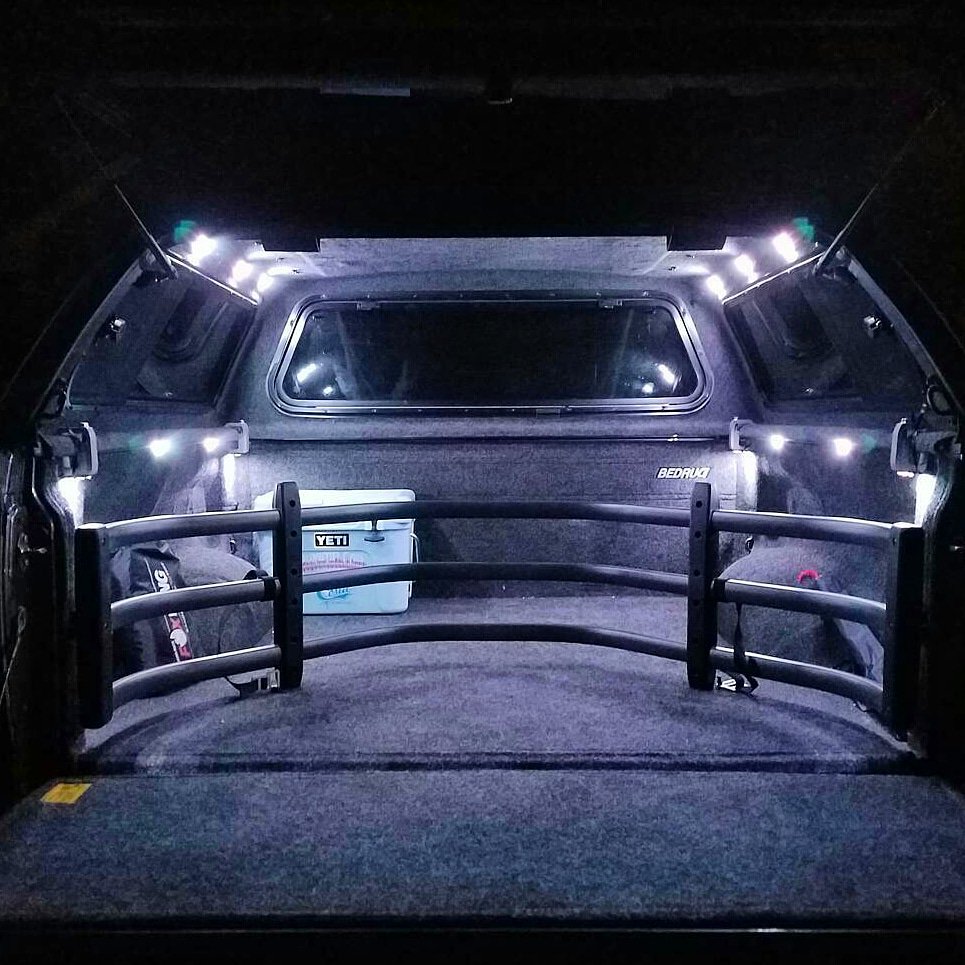 OPT7Lighting's tweet photo. AURA LED Pods are a great way to light up your truck bed for both purpose and looks. These pods are great for summer camping trips. 📍tap to get your kit. Shop: https://t.co/19US1Dg4dP
_
Thanks to @yotamatt for the photo🔥#AURALED #OPT7 #TEAMOPT7 #TrucksDaily https://t.co/X6kMCHf2ag