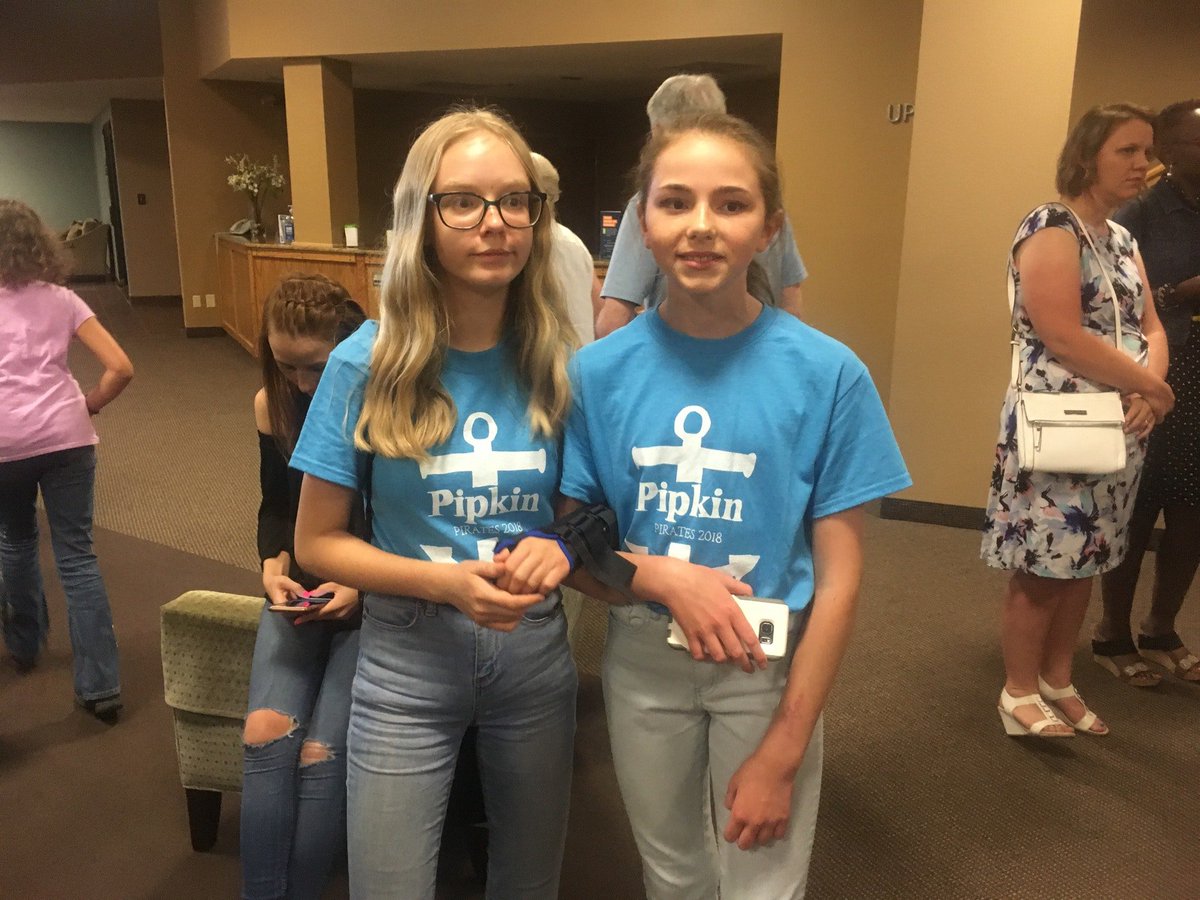 SarahOkeson's tweet photo. Ready for high school (@ Central Assembly of God in Springfield, MO) https://t.co/qIiQxPvN7r https://t.co/98MKxTo4P2