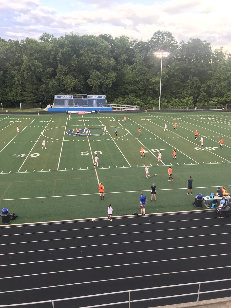 CharlotteEagles's tweet photo. Beautiful night here in Charlotte for some soccer as we have had a week of rain #LE00 https://t.co/Rnz9Yxmak0