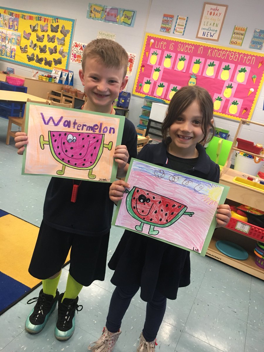 JMBCS_Eagles12's tweet image. WATERMELONS!!!! #directeddrawing #afterschool #communityeducation #JMBCS