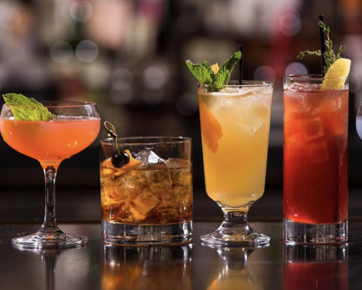 OutpayHQ's tweet photo. The 50 best selling classic cocktails in the world, according to @thirsty >>
https://t.co/LNdBmOIHzf https://t.co/LfcJMDWBI2