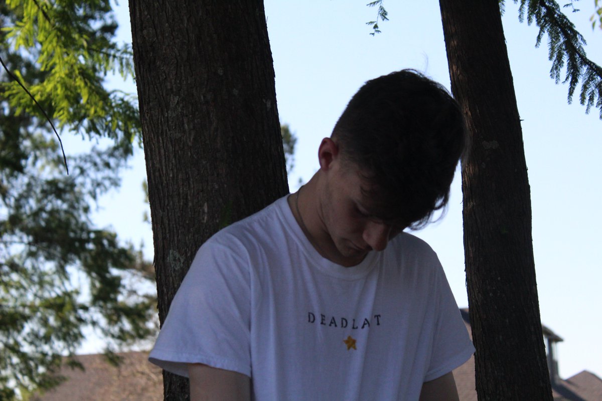 itstanr's tweet photo. im deadlast but im always winnin..⚰️🏁

@DEADLASTrecords https://t.co/KoADq7hVHk