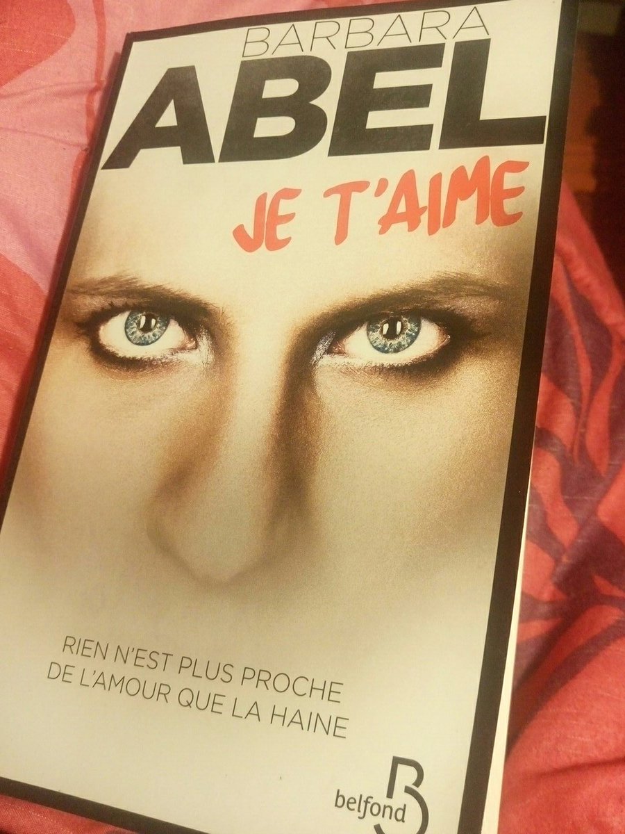 GrowUpAria's tweet photo. J'ai adoré ce thriller ! En revanche, la 1ère et la 4ème de couv' n'ont rien à voir avec l'intrigue ! Travail fait par dessus la jambe ou volonté réelle de déguiser l'histoire en usant de raccourcis grossiers mais vendeurs.. Aucune idée. Toujours est-il que la non- https://t.co/CBrNuRmCC0