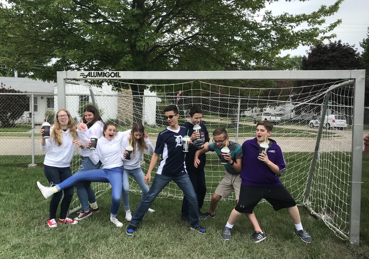 StMaryRockwood's tweet photo. 8th grade jean day, extra recess, and Slurpees too!  Woo hoo!  

Thank you to Anthony and Mrs. Wagner for winning this at the auction for us! https://t.co/AyUWrxeYFH