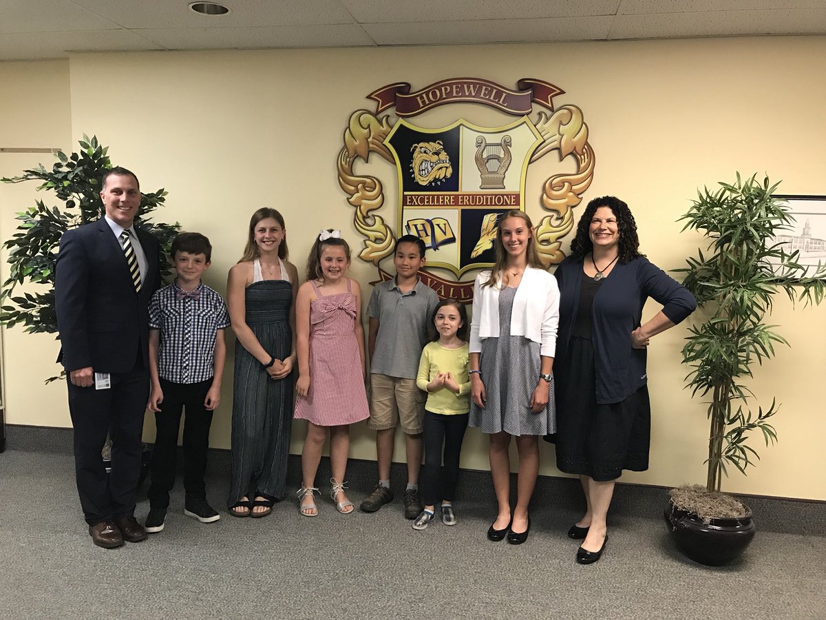 DrHydrogenHC's tweet photo. So proud of our HES Eco-Warrior, Megan! Thank you @FoHVOS for recognizing our future planetary protectors! 💚🌏 https://t.co/c6br0JRF0x