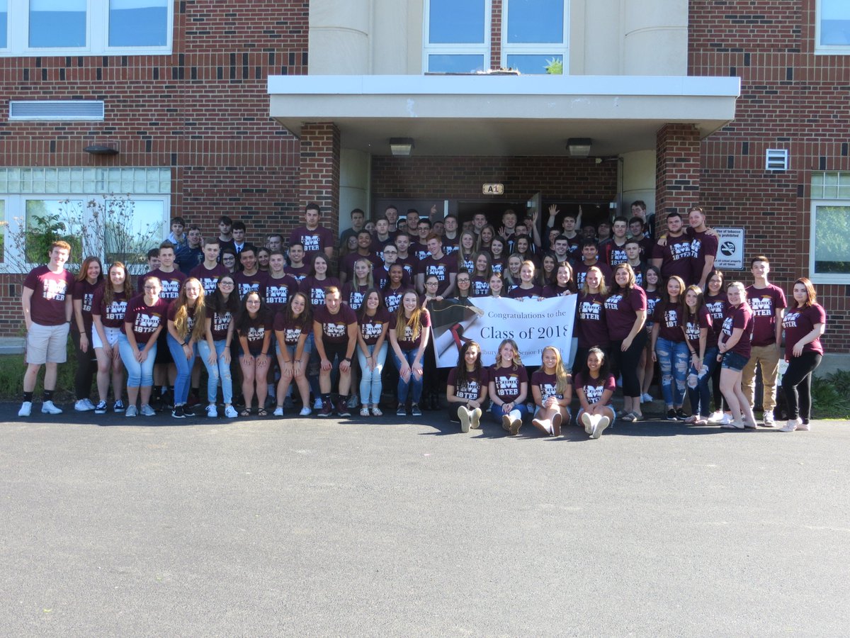 Christina Foley tweet media