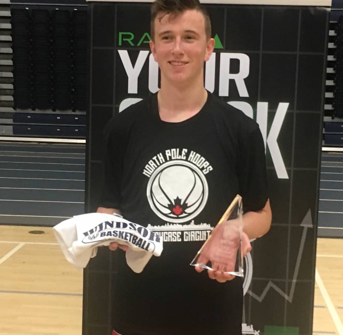 swacademywbb's tweet photo. Southwest Academy’s @t_kennedy35 Tommy Kennedy took home MVP Honours from @nphshowcase this weekend! @ontariosba #RUN4SOUTHWEST https://t.co/wvRklOondi
