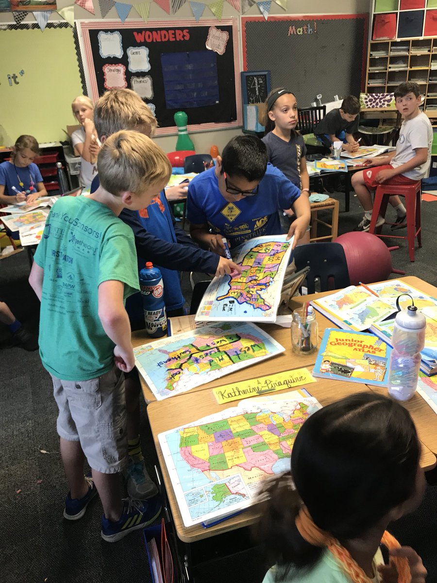 MrsPierson512's tweet photo. My students loved meeting my sister @Mrs_Ralston on #mysteryskype The engagement was unreal! Thanks @icoachRoche for the help! @SMSD_Corinth https://t.co/uFgi7kXQo8