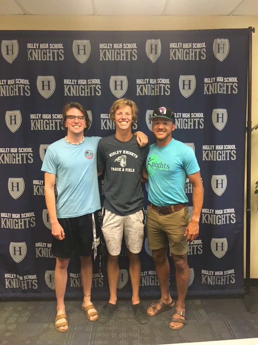 realcoachgreen's tweet photo. Congrats @AndrewLazorcak! #riderbound https://t.co/JsEIb7oLlO
