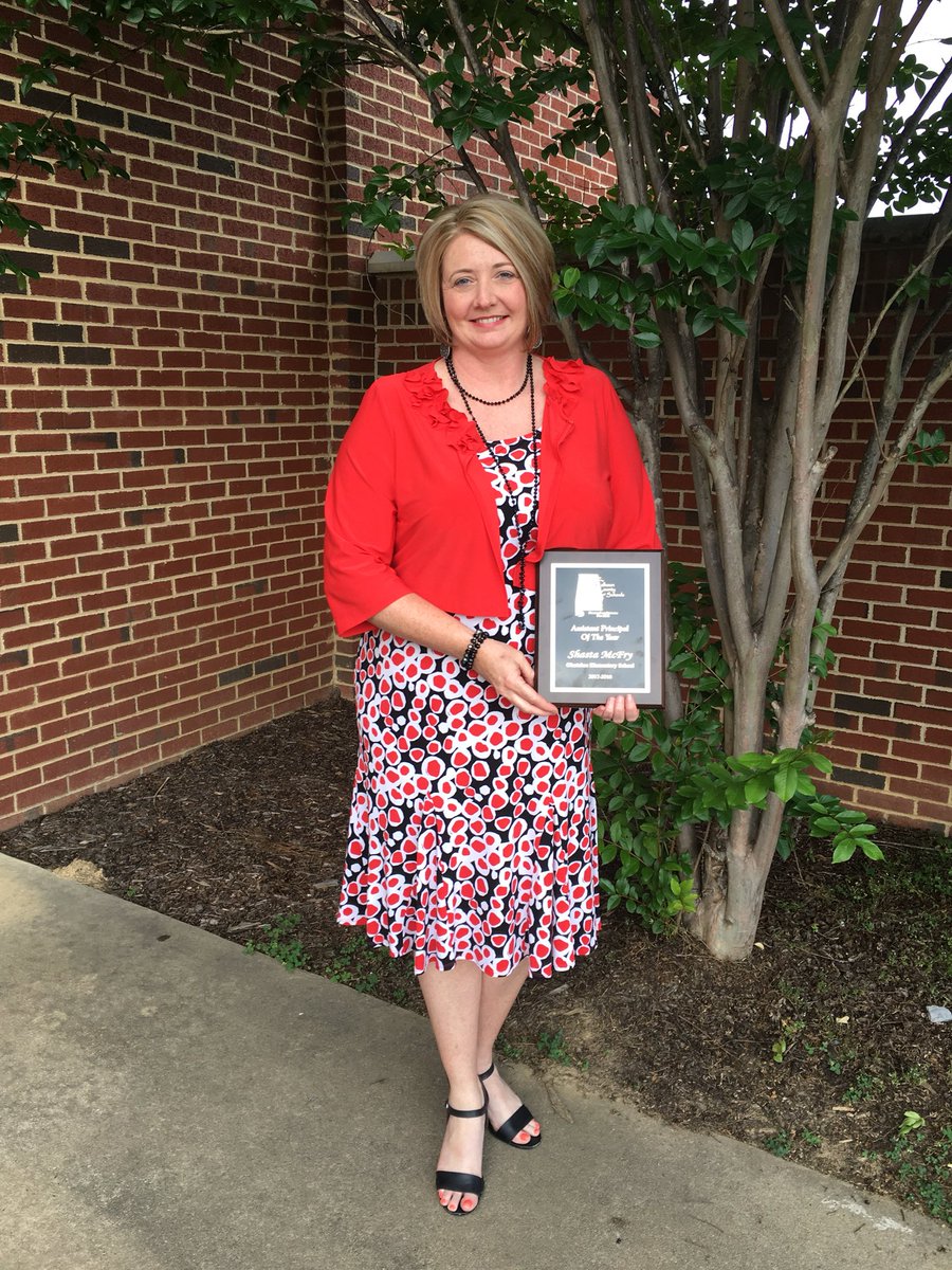 zitofamily's tweet photo. Congratulations to Mrs. McFry for being named Assistant Principal of the Year for Calhoun County. https://t.co/9Vj6o9LWVa