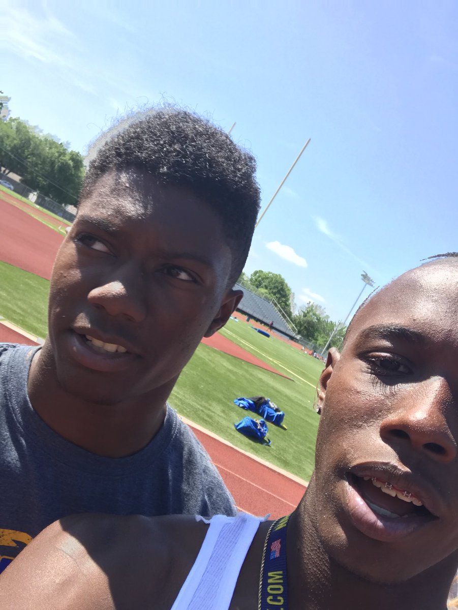 danao_619's tweet photo. When your athlete takes your phone to take pictures, what do I do...? Yup, post them! Thanks @trillxwillie https://t.co/MC6Y9MIphZ
