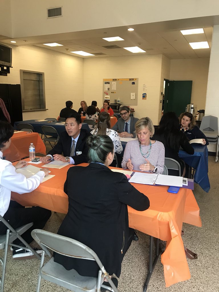 ArigoTeach's tweet photo. Day 1 of Senior Interviews are done! Itโs always so exciting to see the students dressed to impress and ready to head out into the world. One more day, guys! #ERHS #SENIORS #SeniorInterviews #Classof2018 https://t.co/PHxSgJSmHP