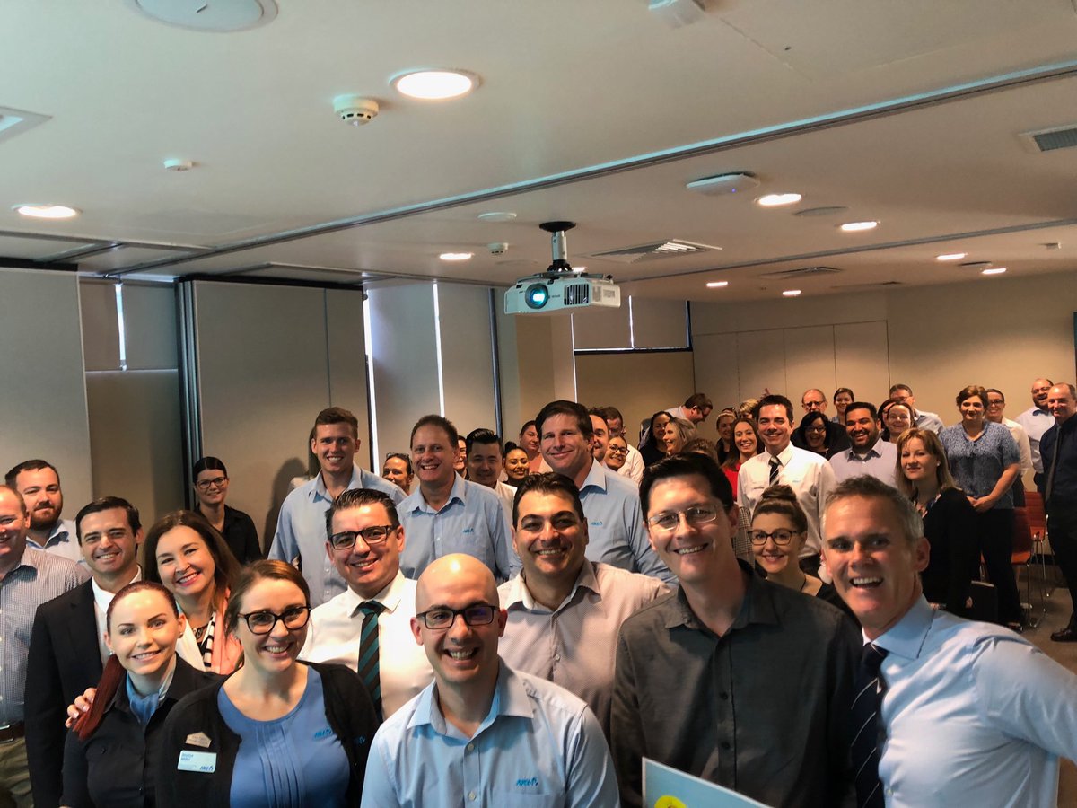 Full room in Townsville - great start with team and our Customer Heroes! Out to see customers now.  @johnkingANZ <a href="/tonytapsall/">Tony Tapsall</a> <a href="/NobleCatriona/">Catriona Noble</a>