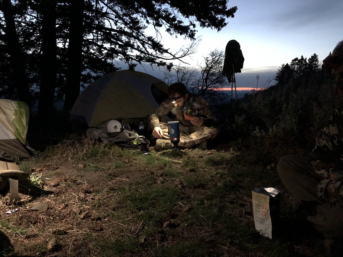 OutdoorCompound's tweet image. The best dinners involve a Mountain House meal, sore feet, good friends, and a beautiful mountain sunset! 

#hunting / #huntthebackcountry / #bearhunting