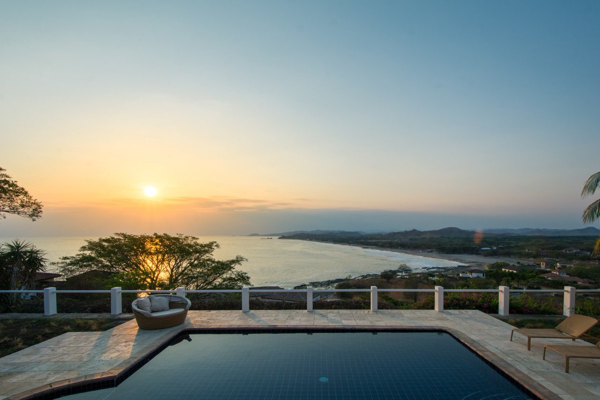 Welcoming the week with these stunning views from Villa Santana. #ranchosantanagoodlife