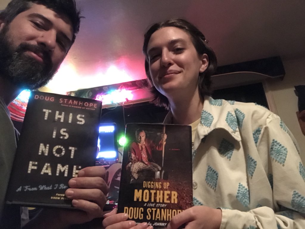 SuigoRevilla's tweet photo. Got you one more fan you fake gay hotline operator! Great #books btw! #DougStanhope #DiggingUpMother #ThisIsNotFame #Comedy #ComedyStore #Comedian #Writer https://t.co/zfmRyJ7FNX
