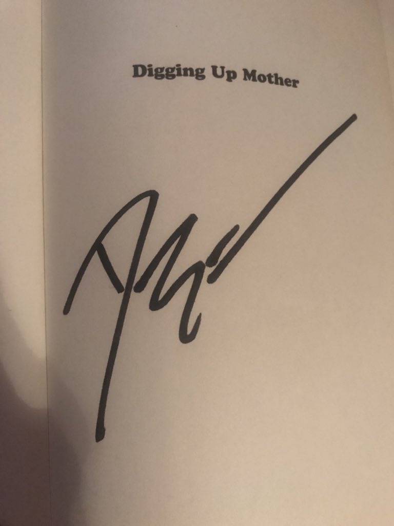 SuigoRevilla's tweet photo. Got you one more fan you fake gay hotline operator! Great #books btw! #DougStanhope #DiggingUpMother #ThisIsNotFame #Comedy #ComedyStore #Comedian #Writer https://t.co/zfmRyJ7FNX