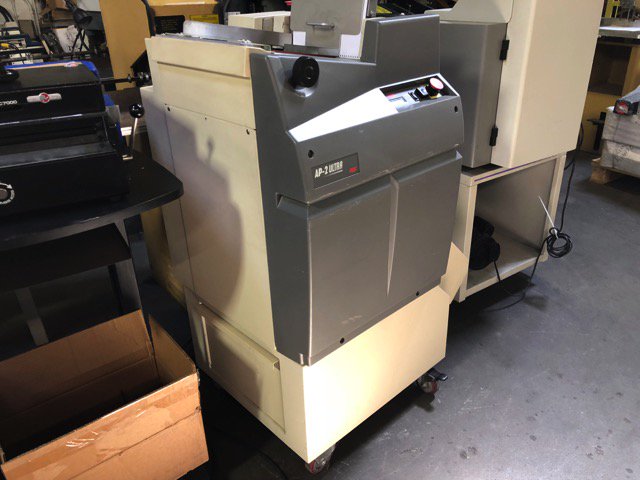 usedpresses's tweet image. For Sale: #GBC AP2 Ultra Punch Used Bindery &amp;amp; Finishing machine is now available at best price.

Call @ 1-800-268-6577 
Email @ machines@printersparts.com 
Visit used-presses.net/product/binder… #UsedGBCMachines #UsedBinderyMachine #UsedMachines

Find more machines goo.gl/aVnHCc