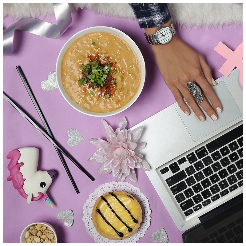 BUSAGO's tweet photo. Break free from your usual week day routine and order in from BusaGo – https://t.co/drvTQYZxqY 

#BusaGo #Oshiwara #PaliHill #Mahim #Mulund #BKC #Powai #Thane #MealsInABowl #InstaChef #FoodLovers #OrderOnline #MumbaiFoodies #PanAsian #Delivery #Foodies #Healthy #Delivery #Swiggy https://t.co/ZoBhmWdvsG