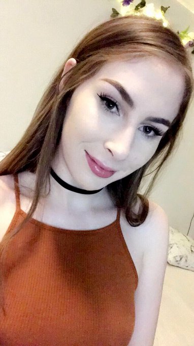 Buy my Snapchat to see more🌻🍃✨ https://t.co/pEl2RRFpQg