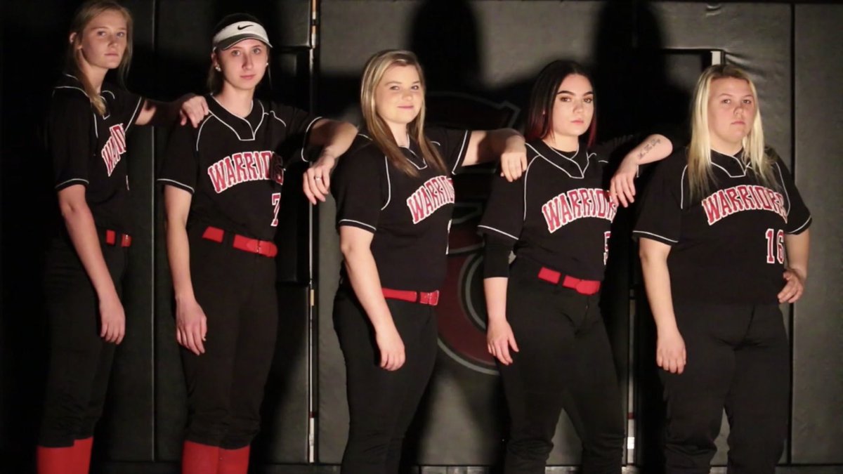 softballgchs's tweet photo. THANK YOU SENIORS ❤️ https://t.co/kqnnkj8Haj