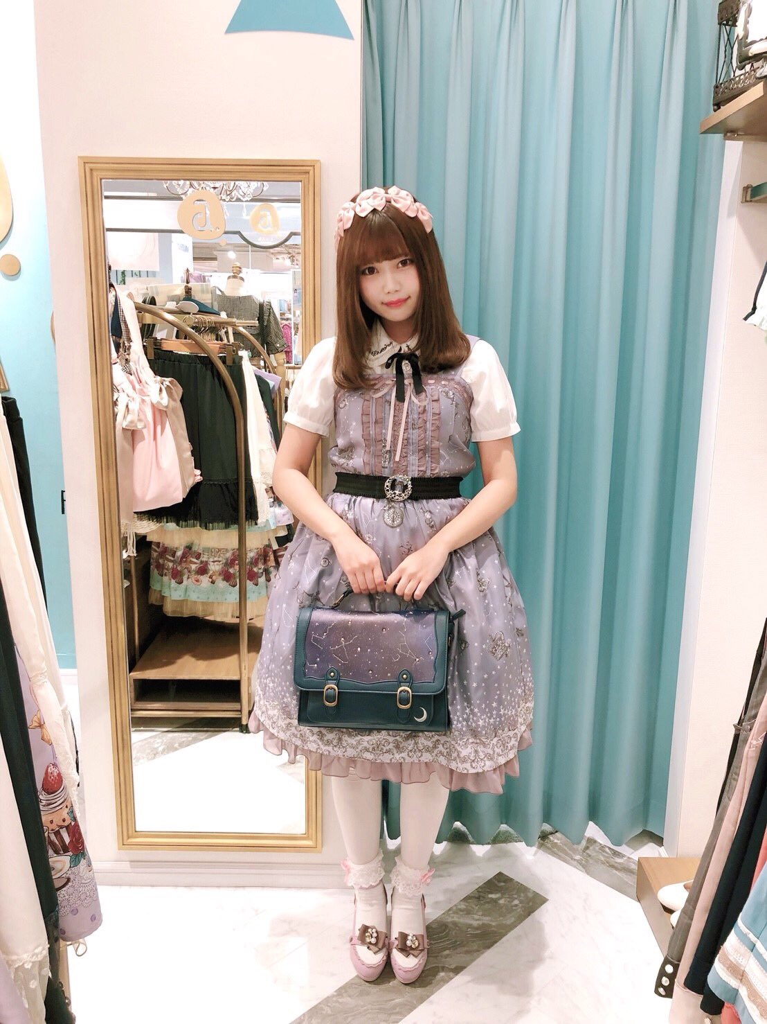 A Axes Femme ラフォーレ原宿 星座series カタログ掲載でお問合せの多かった星座seriesがいよいよ入荷しました 星座柄ワンピース ラベンダー ピンク 紺 5 900 Tax 星座モチーフブラウス キナリ グレー 紺 3 900 Tax どの色も可愛く