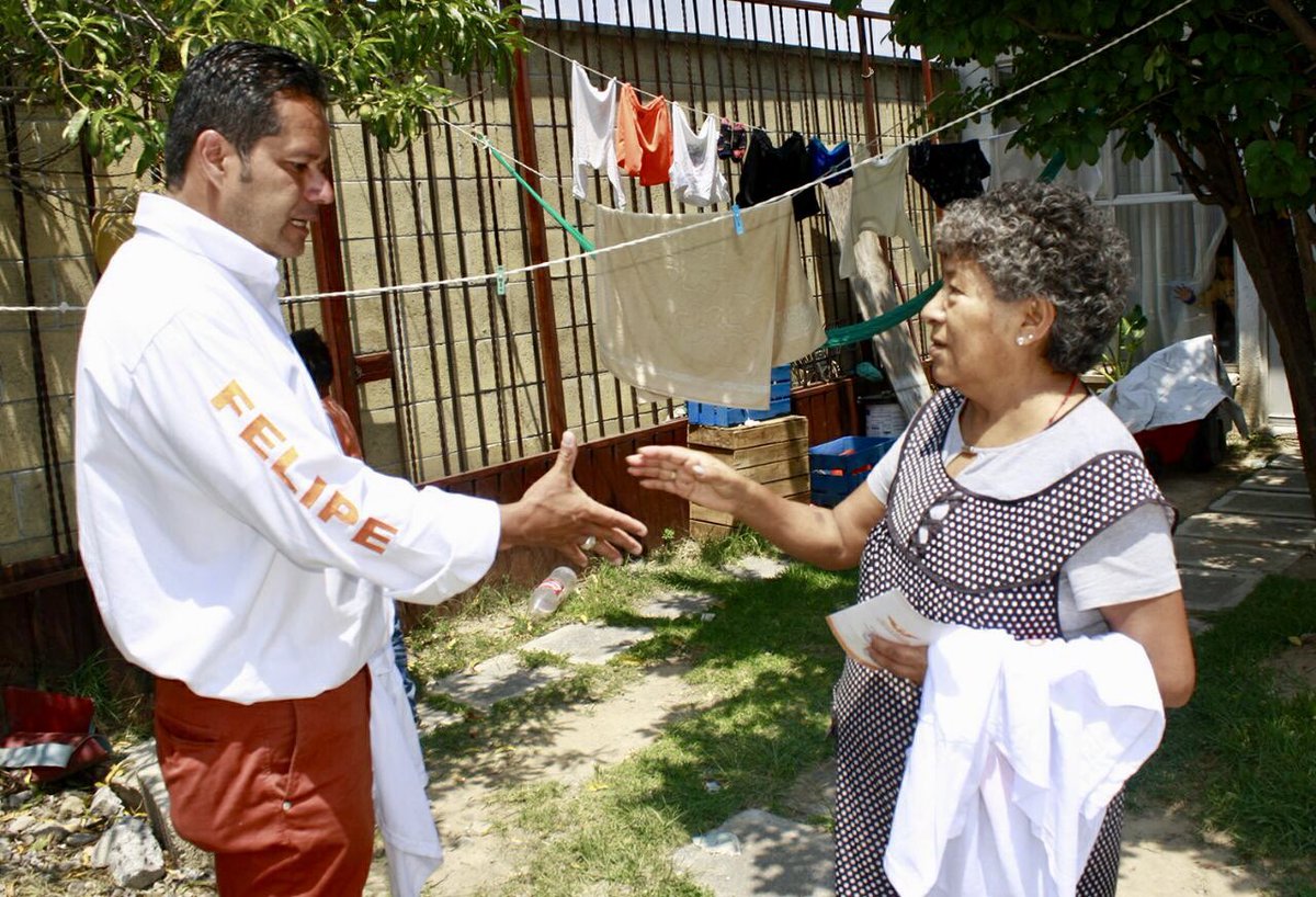 FelipeBretonT's tweet photo. ¡Seguimos sumando! 
Gracias por confiar en este proyecto ciudadano. #JuntosTransformamosCuautlancingo https://t.co/hN1SEztmwT