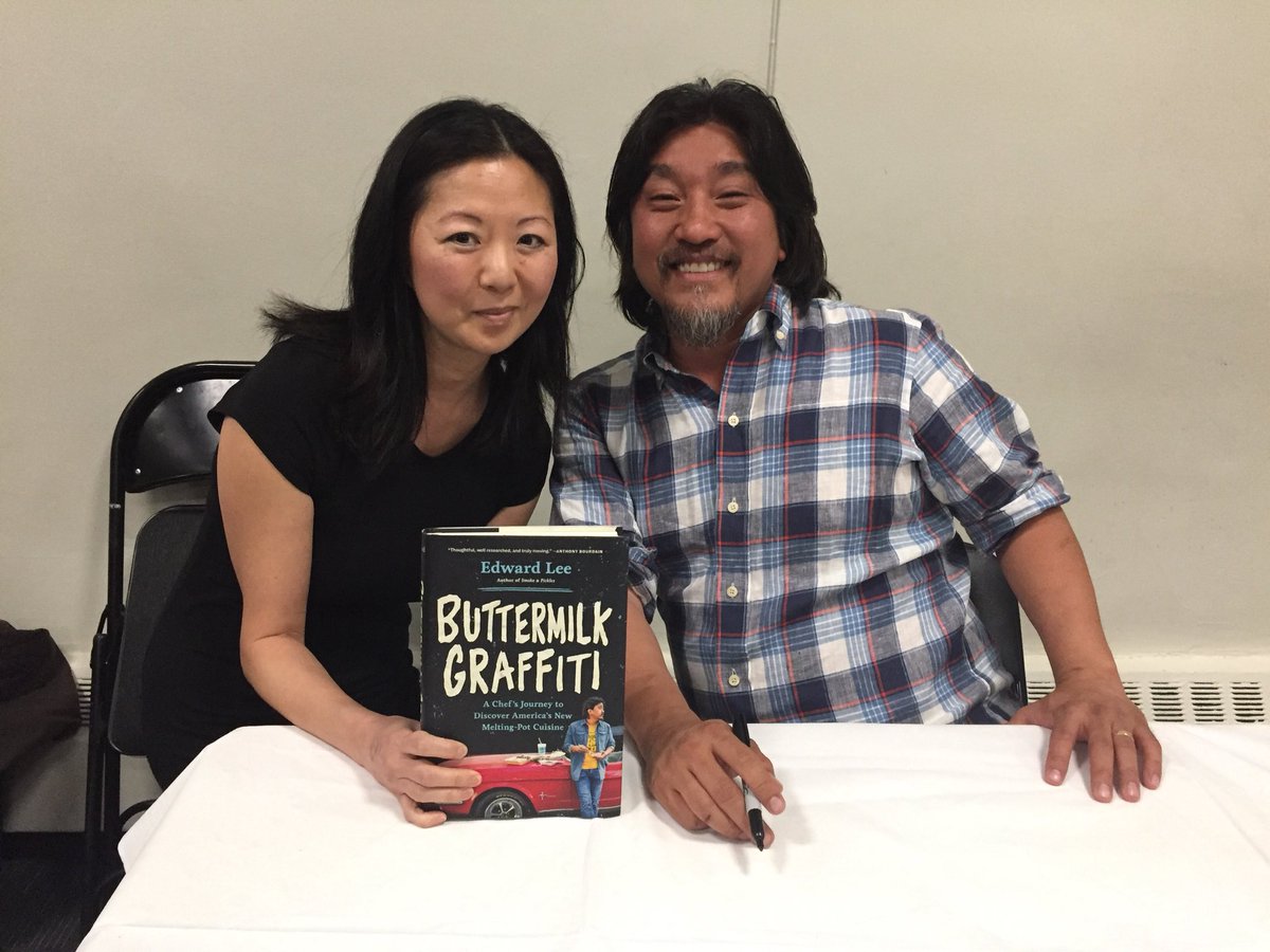 What was the best part about meeting @chefedwardlee this evening? Not only do I have a signed book, I now have a kimchi recipe he shared with me and I can’t wait to try it out! ☺️ #chefedwardlee #buttermilkgraffiti #booksigning #inspiration #anomalyseason #contemporarykimchi