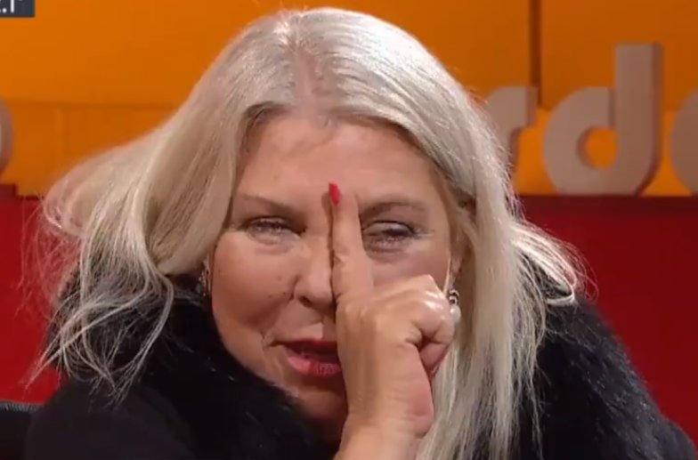 PiBa_76's tweet photo. Cuando estás re en pedo y te querés concentrar para decir algo. https://t.co/7FT6j6STts