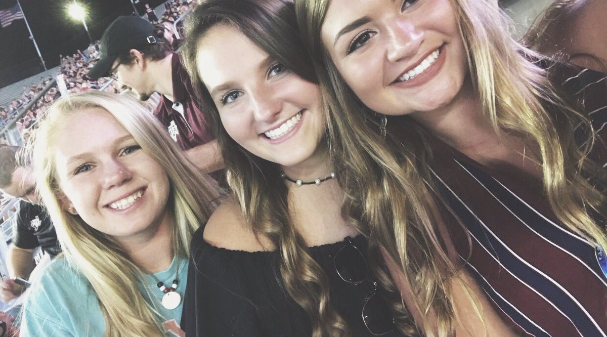 MackenzieM32's tweet photo. HAPPY BIRTHDAY TO MY FOREVER BFF!! I love you SO much, thank god for 6th grade language arts because idk what I'd do without you!!!! #grandmagurma 💖💖💖 https://t.co/4Dk5o3ab2n