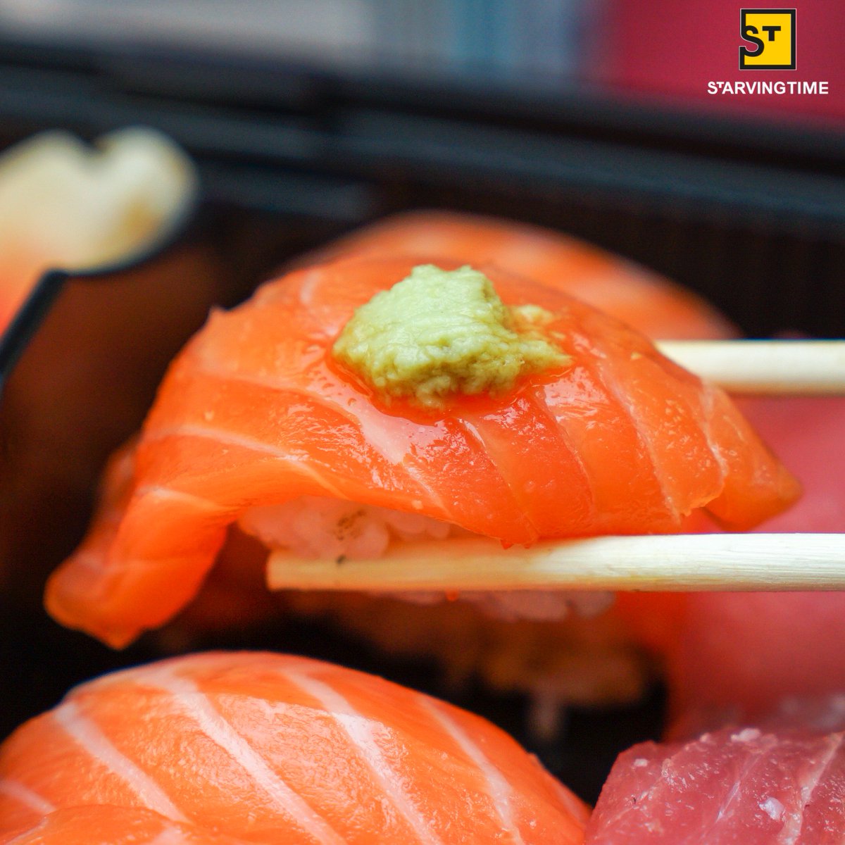 starvingtime's tweet image. ซูชิแซลมอนชิ้นใหญ่ เนื้อแน่น ไข่หวานเนื้อเนียน หวานนิดๆ ปูอัดชิ้นโตให้มาทั้งชิ้น
 
 📍 ไข่หวานบ้านซูชิ | ตรงข้ามศูนย์อาหารเมืองทองฯ
 🌟 : 🌕🌕🌕🌑🌑 (เขาว่าดีเลยตามมา)

 #อร่อยไปแดก #อร่อยบอกต่อ #อร่อยนะรู้ยัง #Starvingtime #เรื่องกินเรื่องใหญ่ #อร่อยริมทาง @Kin24hrs @aroii
