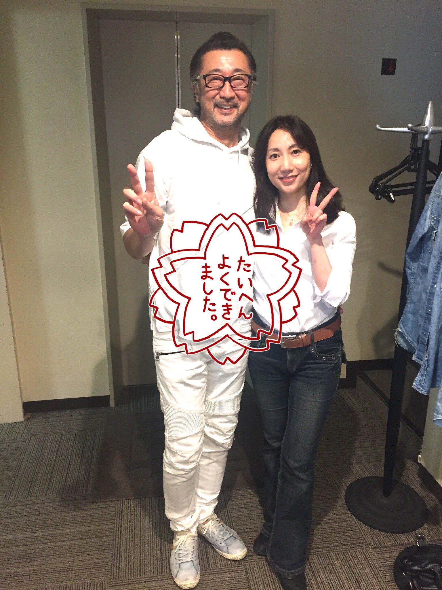 Uzivatel 佐久間レイ Na Twitteru 大塚明夫さんで ひょっこりはん してみた ダンディ な明夫さんは ひょっこられてもサマになる かどうかは知らないが いつも遊ばせてくれる明夫さんは 心も体もでっかい存在 明 遊ばれてる レ 遊んでる 明 懲りない Uzivatel 佐久間レイ Na Twitteru 大塚明夫さんで ひょっこりはん してみた ダンディ な明夫さんは ひょっこられてもサマになる かどうかは知らないが いつも遊ばせてくれる明夫さんは 心も体もでっかい存在 明 遊ばれてる レ 遊んでる 明 懲りない