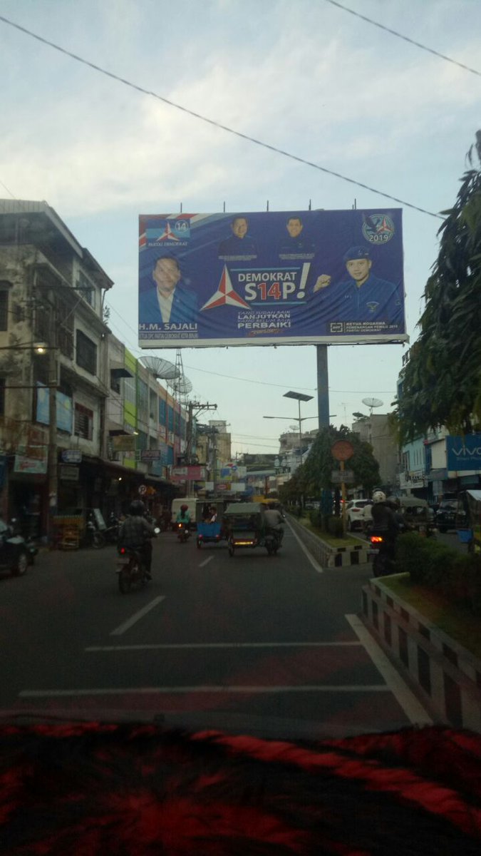 PSISumut's tweet photo. ketidak adilan harus dilawan dengan sebaik-baiknya dan sehormat-hormatnya.. masih sekitaran sumut.
#MelawanbersamaPSI https://t.co/sNzqiJTKZY