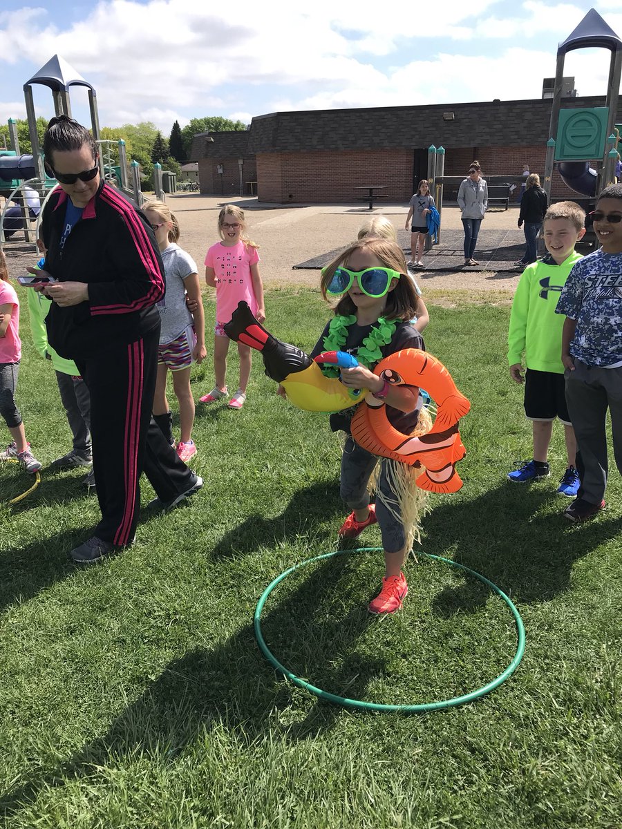 BelAirElem's tweet photo. 2018 @BelAirElem Field Day was a perfect day! Many parents came out to enjoy the beautiful weather and fun. Thanks everyone for another great year! #npspanthers https://t.co/Q5pyR617FX