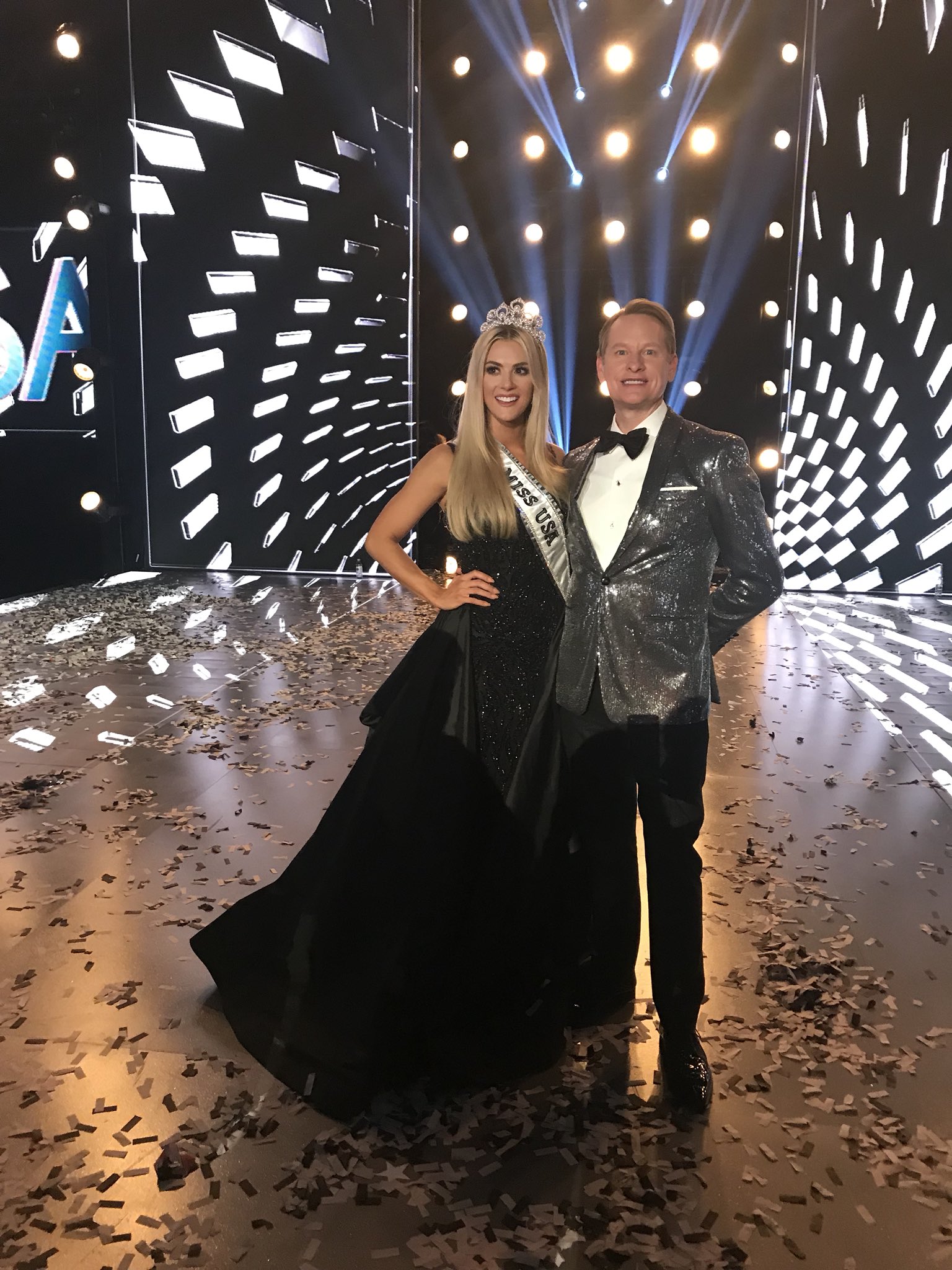 Inside Carson Kressley And John Guerrera'S Private World - 51f2z5s