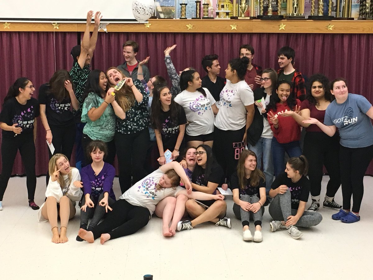 Thank you <a href="/RMLeadingLadies/">Leading Ladies</a> &amp; Combo for an amazing year! It will be bittersweet celebrating your FINAL SHOW at tomorrow night’s concert. Elmo (and Ms. Walsh) think that you are all STARS! 🤗⭐️💕